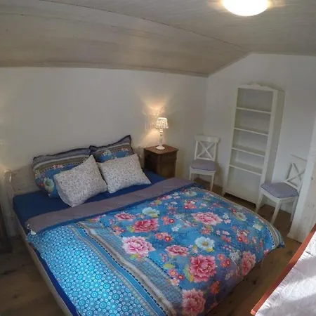 Ariel Appartement-fewo- Dusche Oder Bad- Wc 8-bettwohnung By Interhome *